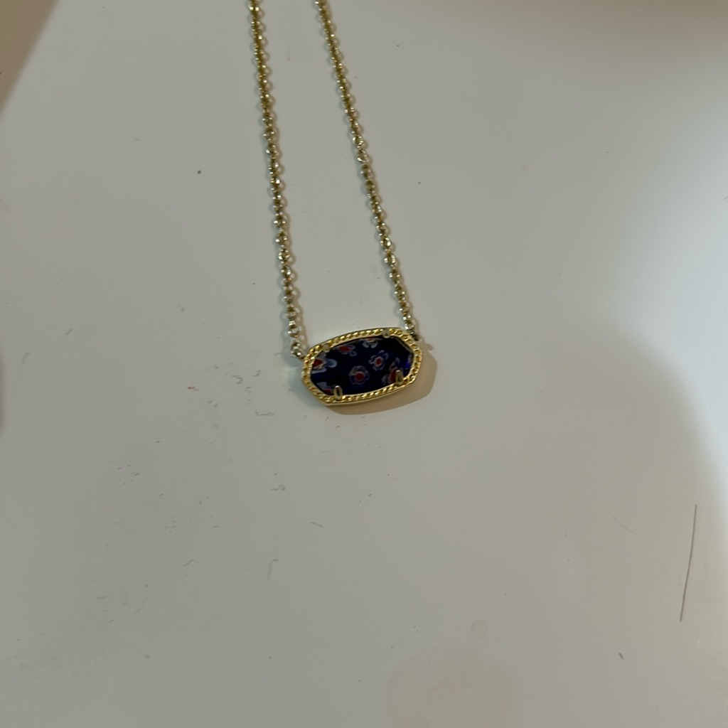 Brand New Kendra Scott Never Been Worn